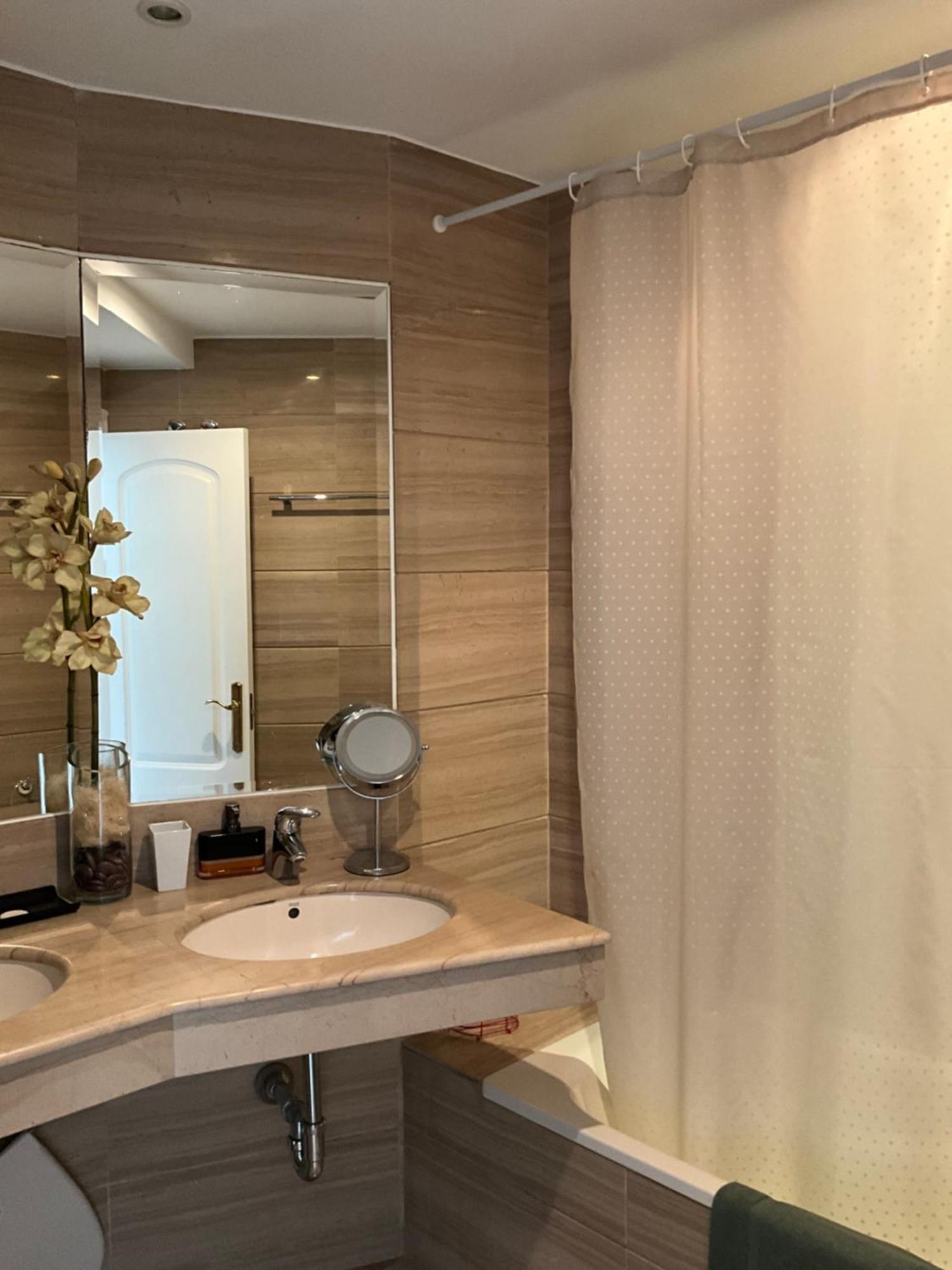 First Line Sea Apartment By Oliva Estepona Dış mekan fotoğraf
