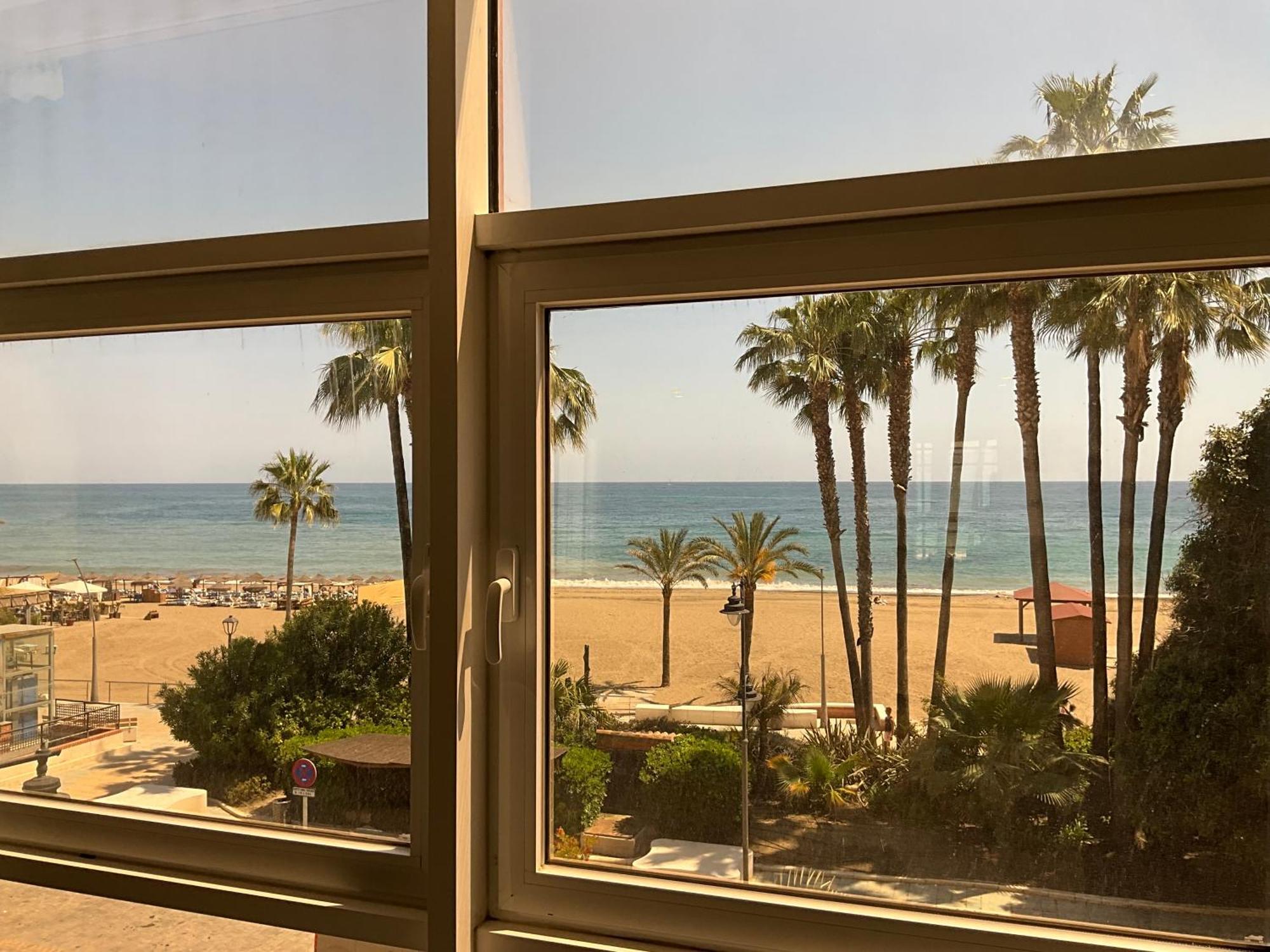 First Line Sea Apartment By Oliva Estepona Dış mekan fotoğraf