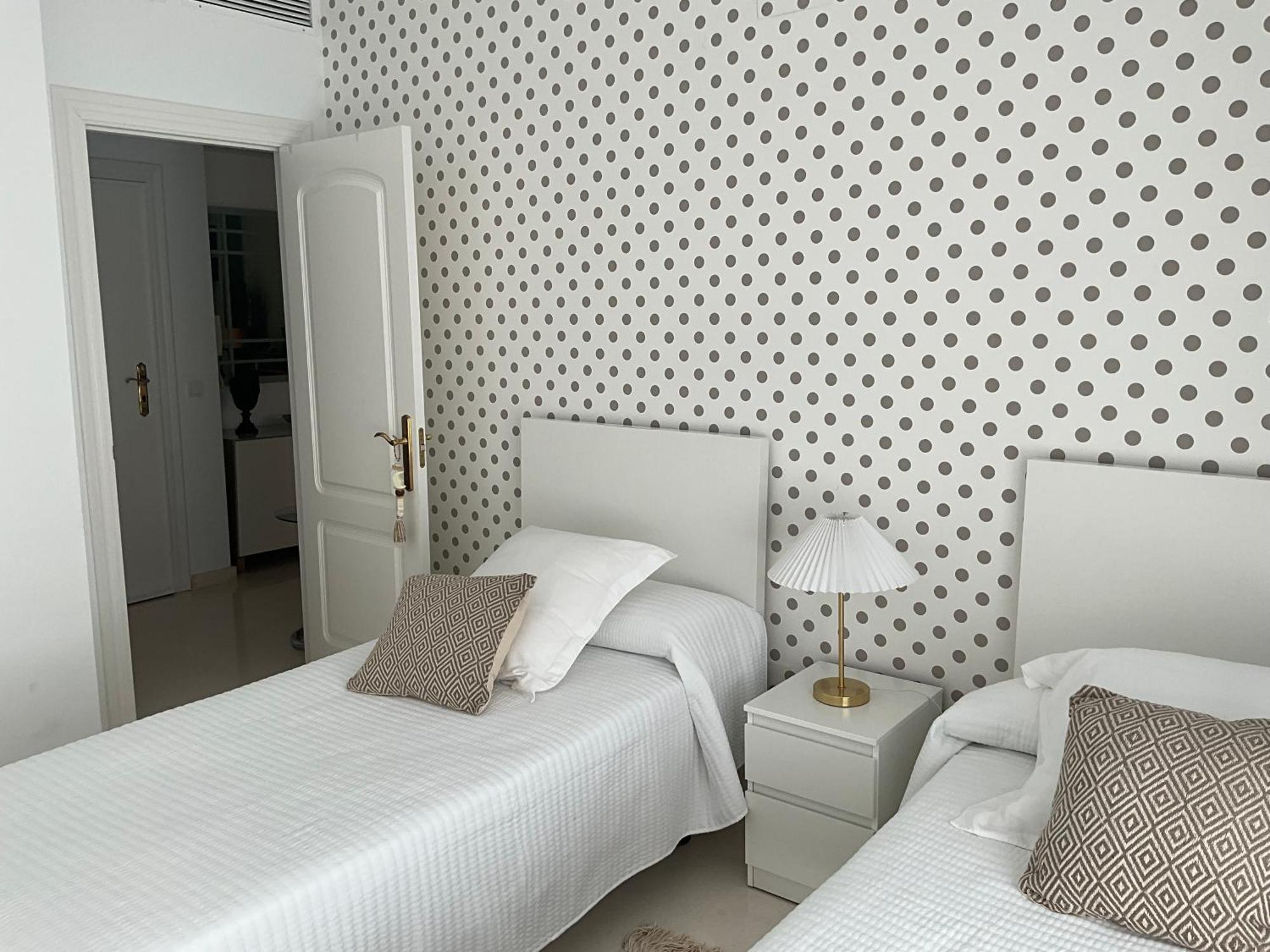 First Line Sea Apartment By Oliva Estepona Dış mekan fotoğraf